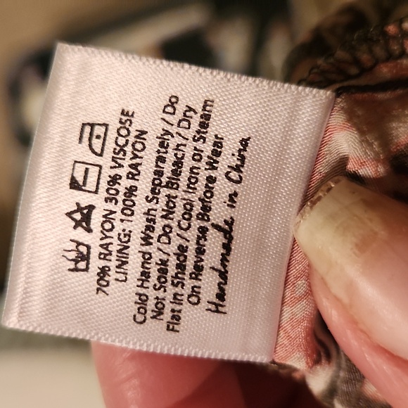 NWT Auguste Lara Floral Dress Size Small - Picture 7 of 7